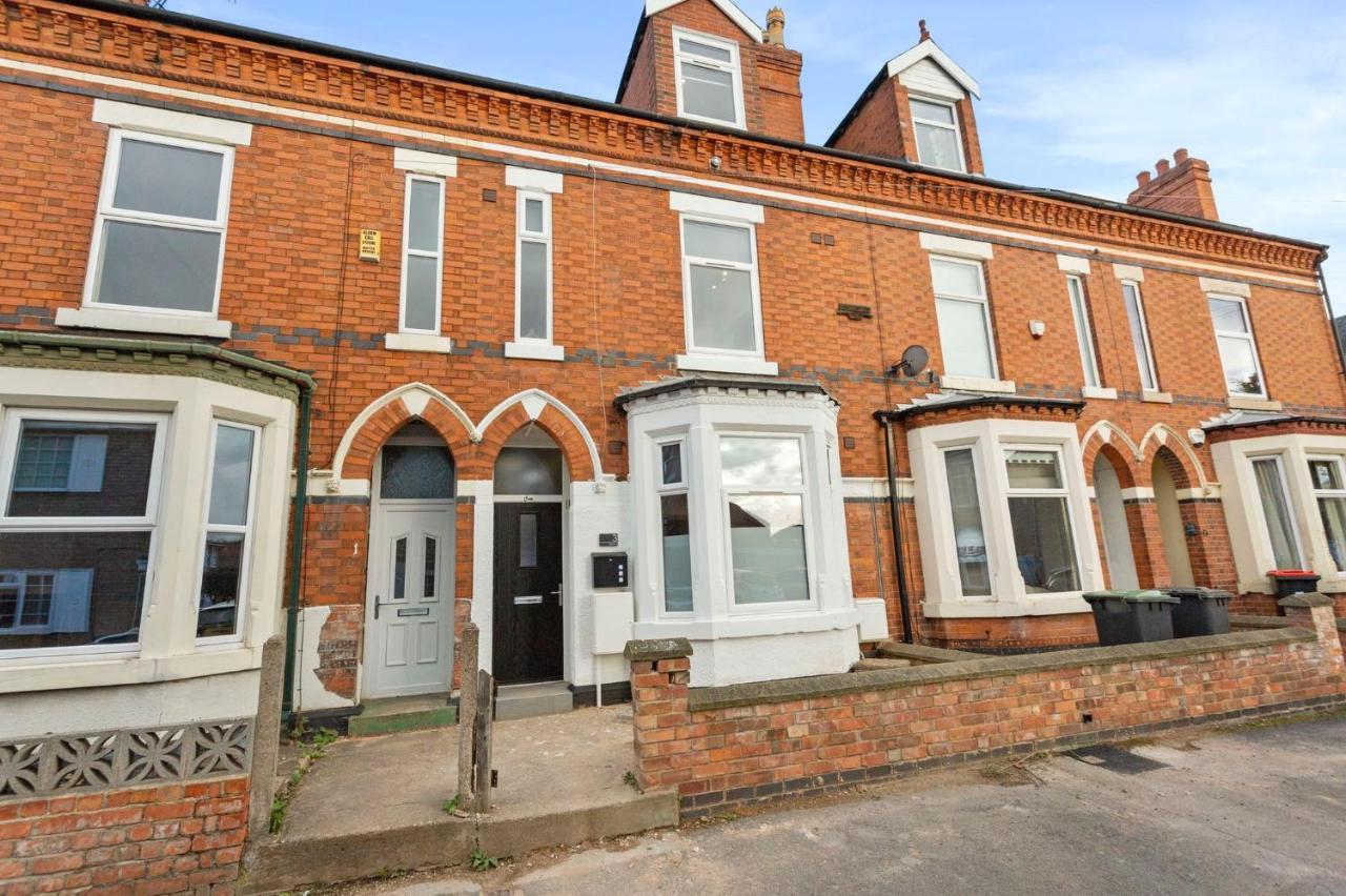 ✰Onpoint -Modern & Fresh Studio Apt Close To Centre - Convenient!✰ Apartamento Beeston  Exterior foto